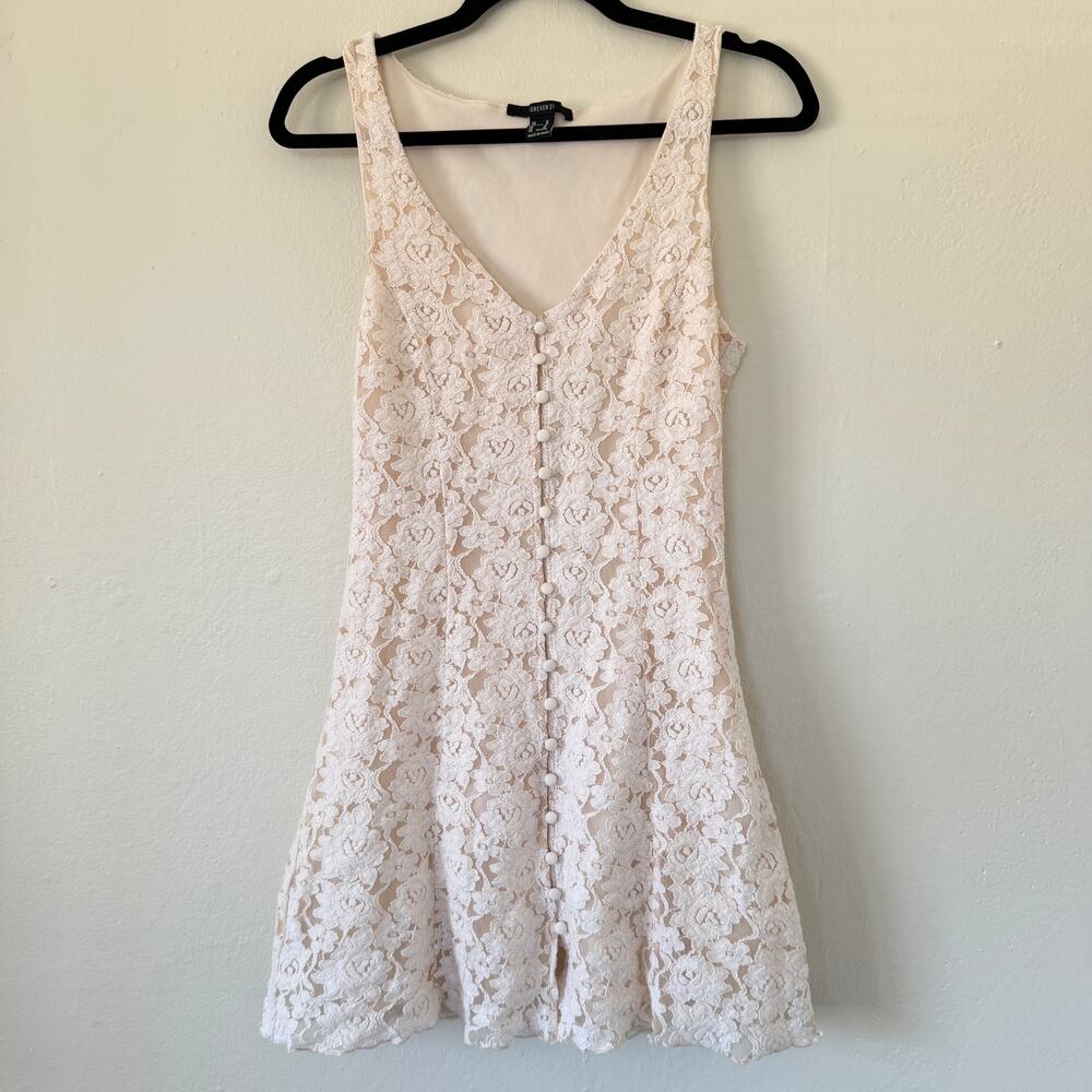 Lace Y2K style white dress